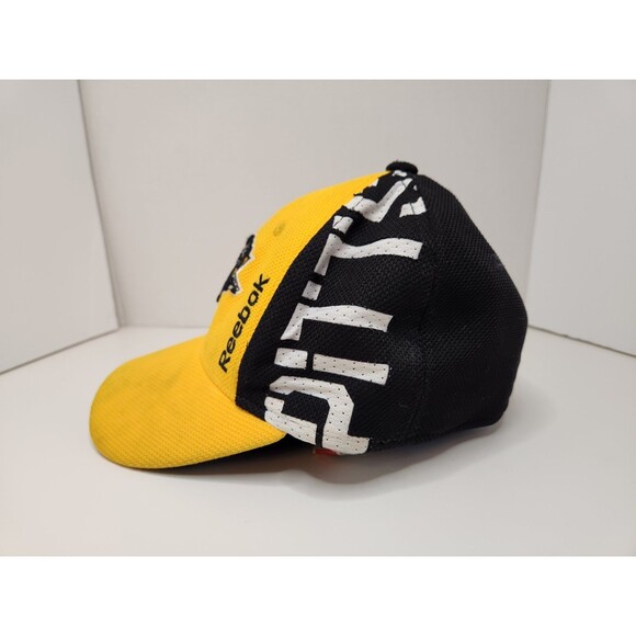 Pittsburgh Penguins Hat Cap Fitted NHL Hockey Yellow Black Logo Reebok - Picture 2 of 5